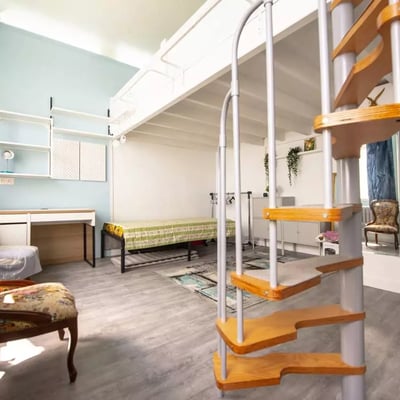 Long-term rental of a 22 m² studio with 10 m² mezzanine on Rue Lafayette, 10th arrondissement of Paris