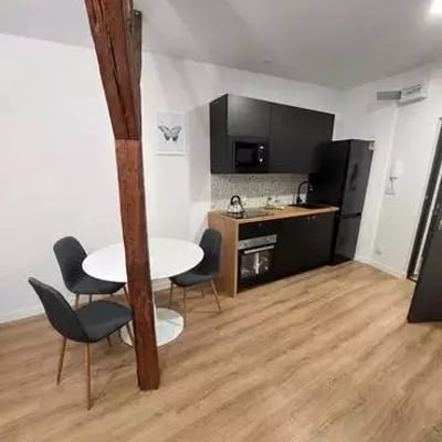 Alquiler a largo plazo de un piso de 2 habitaciones y 37 m² en Katowice