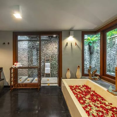 Long-term rental of a spacious villa in Jalan Jembawan area, Ubud
