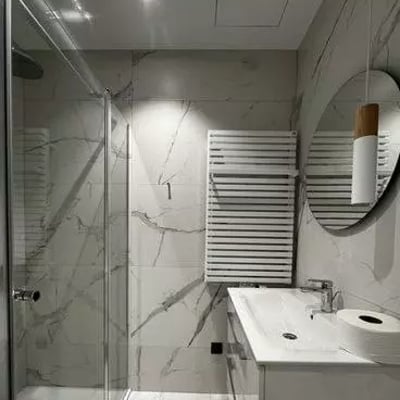 Alquiler a largo plazo de apartamento de 2 habitaciones en Varsovia, distrito Wola, Polonia