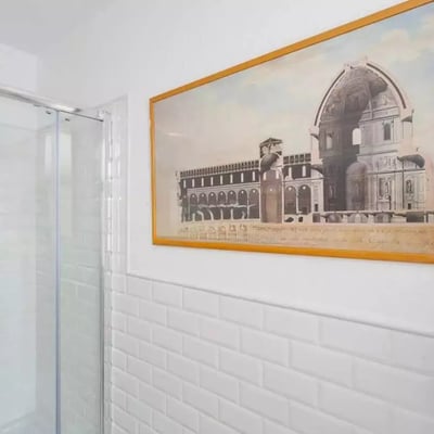 Long-term rental of a bright apartment in the center of Alicante, Spain