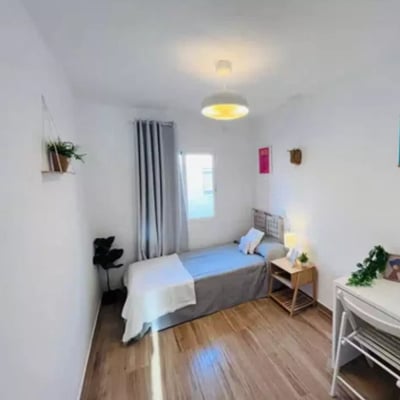 Long-term rental of a 70 m² apartment with 2 bedrooms, Alicante