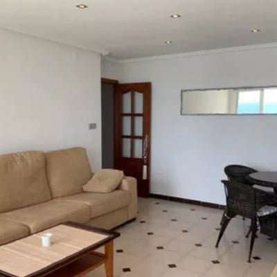 Langzeitmiete – 140 m² große Wohnung mit Meerblick in Torrevieja