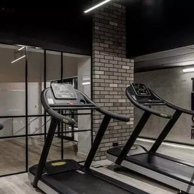 Langzeitmiete einer modernen Wohnung mit Parkplatz und Spa-Zugang, Angel City, Breslau, Polen