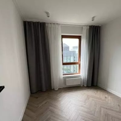 Долгосрочная аренда 69 м² квартиры с гардеробом и балконом в Mokotów, Варшава, Польша