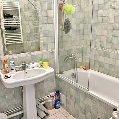 Long-term rental of a 35 m² 2-room apartment in central Paris, France