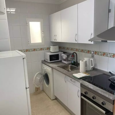 Langzeitmiete: 2-Zimmer-Wohnung im Zentrum von Torrevieja