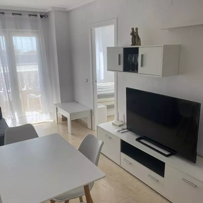 Langzeitmiete: 2-Zimmer-Wohnung im Zentrum von Torrevieja
