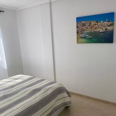 Langzeitmiete: 2-Zimmer-Wohnung im Zentrum von Torrevieja