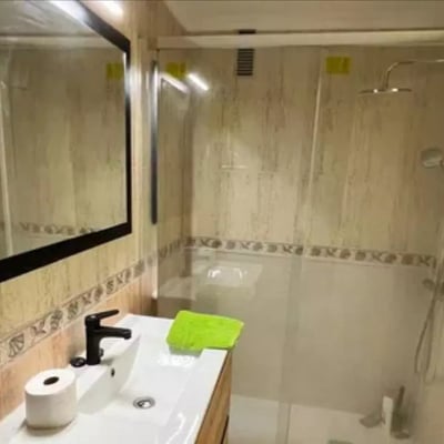 Долгосрочная аренда квартиры 94м² с 3 спальнями в центре Торревьехи после ремонта