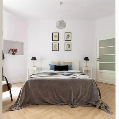 Long-term rental 70m² apartment with storage room on Śródmieście, Warsaw, Poland