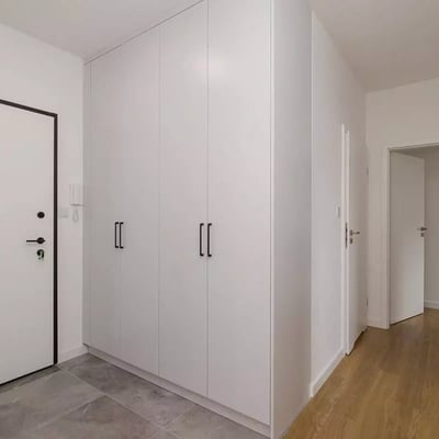 Долгосрочная аренда 78м², 4-комнатная квартира с балконом и паркингом, ул. Wschodu Słońca, Влохы, Варшава, Польша