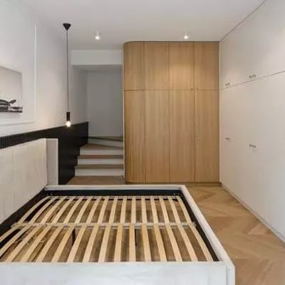 Langzeitmiete 2-Zimmer-Wohnung 64 m² mit Terrasse im Bezirk Mokotów, Warschau, Polen