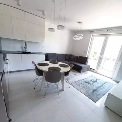 Location longue durée appartement 3 pièces de 55,25 m² à Żoliborz, Varsovie, Pologne