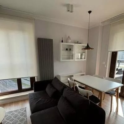 Alquiler a largo plazo piso de 3 habitaciones, 63 m² en Mokotów, Varsovia, Polonia