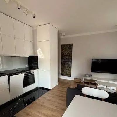Alquiler a largo plazo piso de 3 habitaciones, 63 m² en Mokotów, Varsovia, Polonia