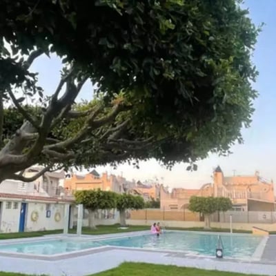 Долгосрочная аренда в Торревьехе, Испания уютный таунхаус 80 м² в закрытой урбанизации с 3 спальнями, террасой, балконом и парковкой