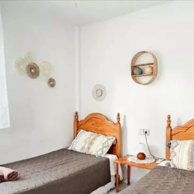 Долгосрочная аренда в Торревьехе, Испания уютный таунхаус 80 м² в закрытой урбанизации с 3 спальнями, террасой, балконом и парковкой