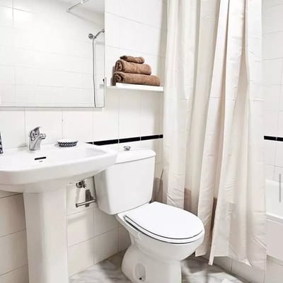 Долгосрочная аренда в Торревьехе, Испания уютный таунхаус 80 м² в закрытой урбанизации с 3 спальнями, террасой, балконом и парковкой