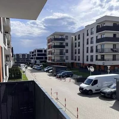 Long-term rental of a 3-room apartment, 65 m² in Krakow, Poland