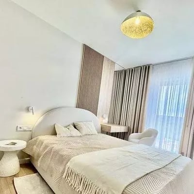 Long-term rental of a 2-room apartment, 40 m² in Krakow, Poland