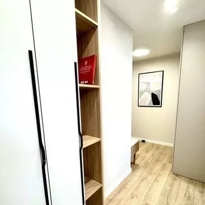 Long-term rental of a 2-room apartment, 40 m² in Krakow, Poland