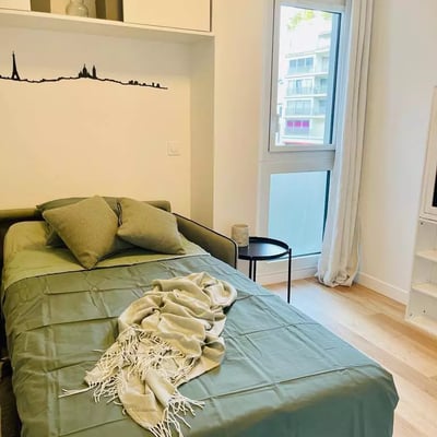 Long-term rental of a studio, 12 m² in Paris, France