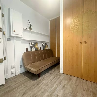 Long-term rental of a studio, 12 m² in Paris, France