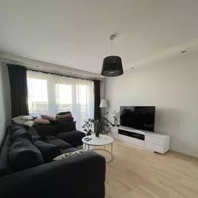 Long-term rental of a 2-room apartment, 48 m² in Wrocław, Poland