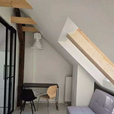 Long-term rental of a 2-room apartment, 35 m² in Krakow, Poland