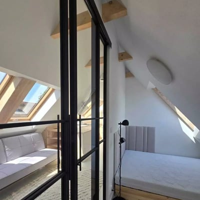 Long-term rental of a 2-room apartment, 35 m² in Krakow, Poland