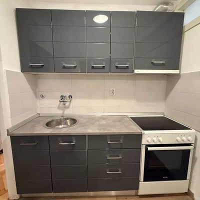 Langzeitmiete einer 2-Zimmer-Wohnung mit 43 m² in Belgrad, Serbien