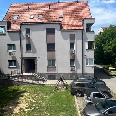 Location longue durée d’un appartement 2 pièces de 44 m² à Belgrade, Serbie