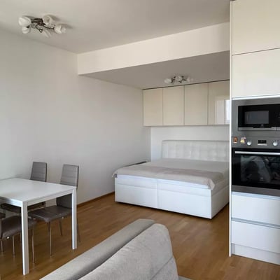 Location longue durée d’un appartement 1 pièce de 42 m² à Bratislava, Slovaquie