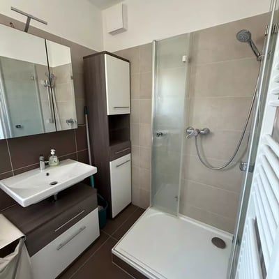 Location longue durée d’un appartement 3 pièces à Bratislava, Slovaquie — enfants acceptés