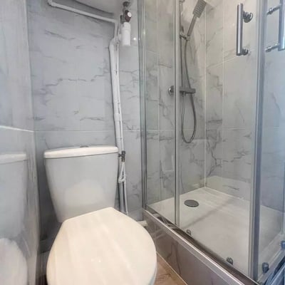 Long-term rental of a renovated 9 m² studio in Paris, France