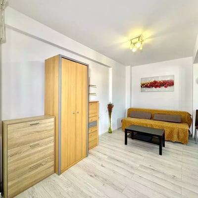 Langzeitmiete einer 2-Zimmer-Wohnung in Bukarest, Rumänien – haustierfreundlich