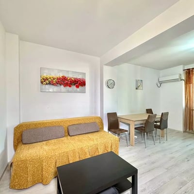 Location longue durée d’un appartement 2 pièces à Bucarest, Roumanie — animaux acceptés