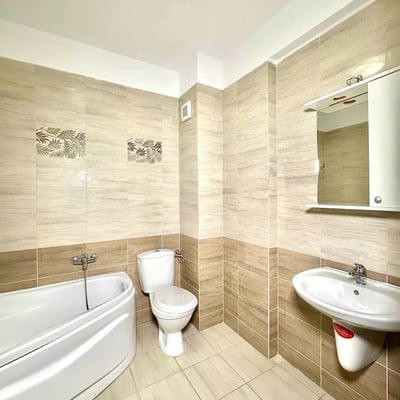 Location longue durée d’un appartement 2 pièces à Bucarest, Roumanie — animaux acceptés