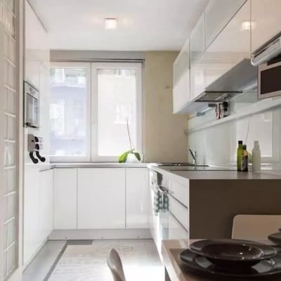 Langzeitmiete einer 3-Zimmer-Wohnung mit 95 m² und Loggia in Bratislava, Slowakei