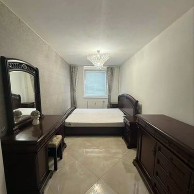 Langzeitmiete einer 3-Zimmer-Wohnung mit 76 m² und Balkon in Bratislava, Slowakei