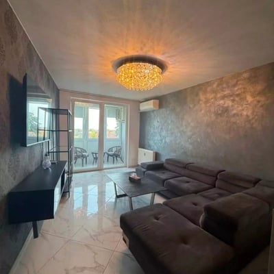 Langzeitmiete einer 3-Zimmer-Wohnung mit 76 m² und Balkon in Bratislava, Slowakei