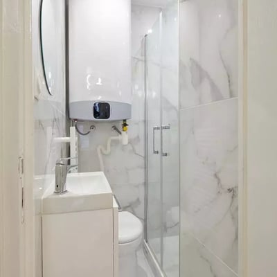 Long-term rental of a 2-room apartment 30m² in Paris, France