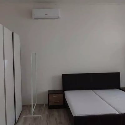 Langfristige Miete 2-Zimmer-Wohnung mit separater Küche in der Altstadt von Bratislava, Slowakei