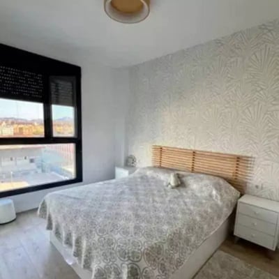 Long-term rental of a 161 m² penthouse in Alicante, Spain