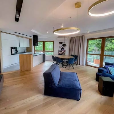 Long-term rental of 4-room apartment 125 m² in Warsaw, Poland