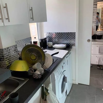 Long-term rent studio 21 m² walk-up in Paris, France