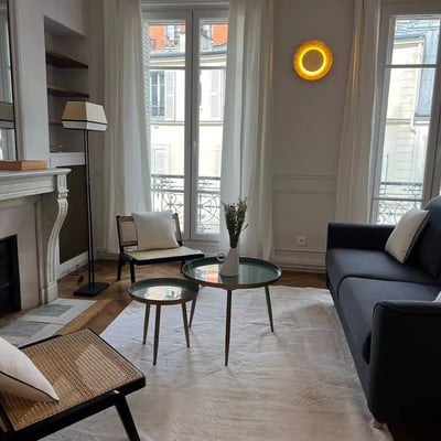 Long-term rent of a 3-room apartment 70m² in Paris, France