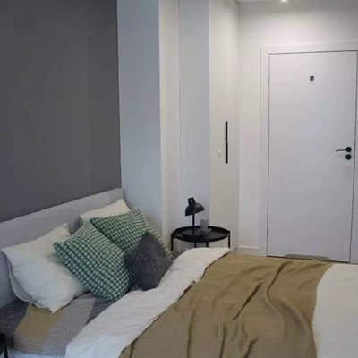 Alquiler a largo plazo de un piso de 5 habitaciones y 113m² en Cracovia, Polonia