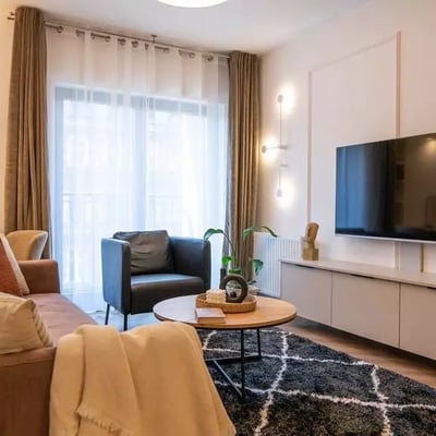 Long-term rental of a 2-room apartment 43m² close to the city center, Wrocław, Poland